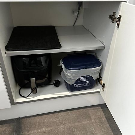מרת'יר טידפיל Town Centre Studio Flat מראה חיצוני תמונה