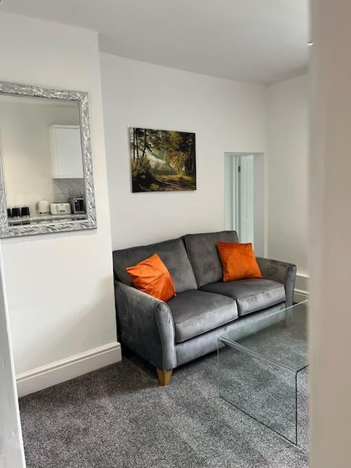 מרת'יר טידפיל Town Centre Studio Flat מראה חיצוני תמונה
